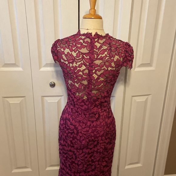 Eliza J formal gown size 4 - Picture 5 of 9